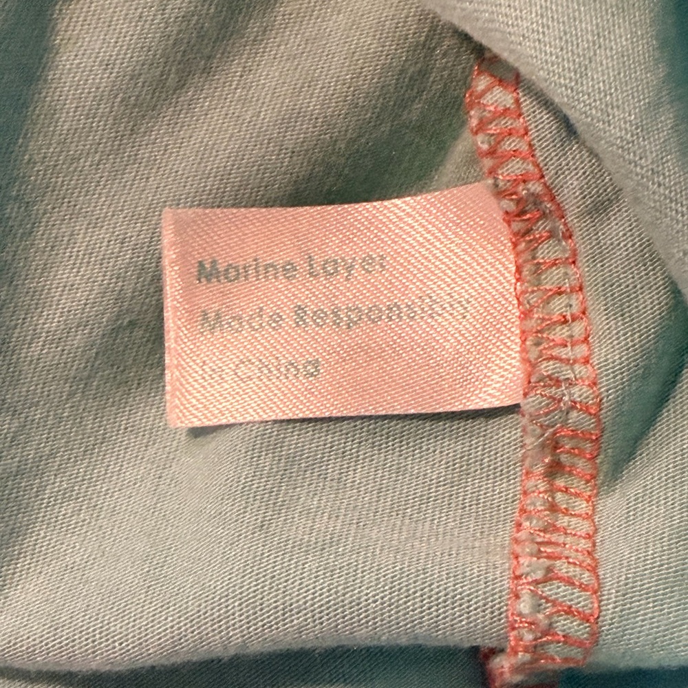 Marine Layer Coral and Blue Ombré Sunset Embroidered Tee Men’s Medium. - Picture 6 of 10